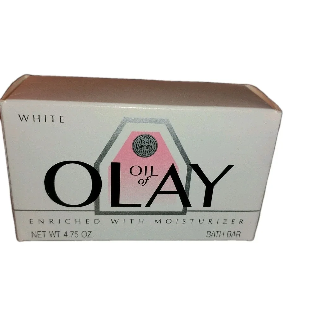 Vtg Oil of Olay Soap White Bath‎ Bar ladies 4.75 oz NOS Prop 1990 New Open Box